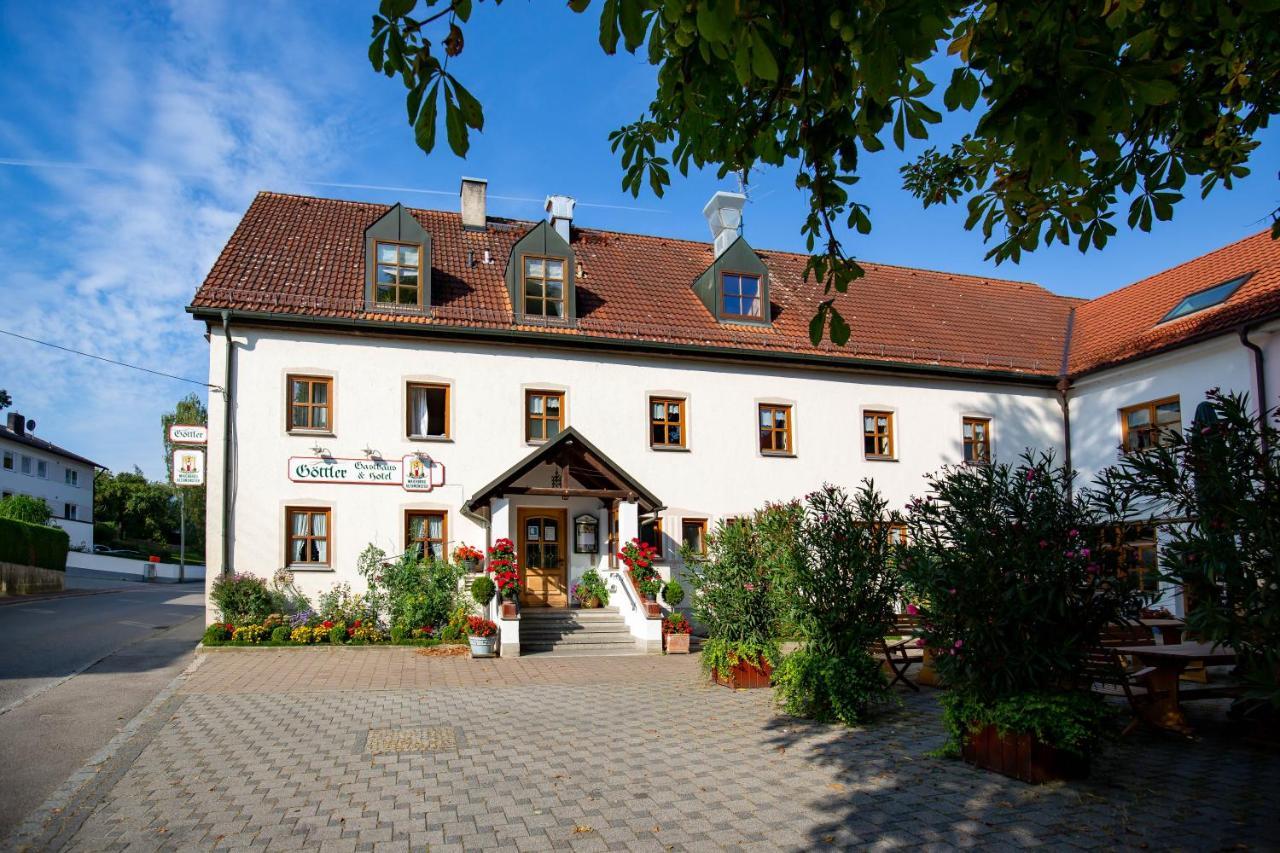 Gasthaus Und Hotel Goettler Josef Rumeltshausen Exteriör bild